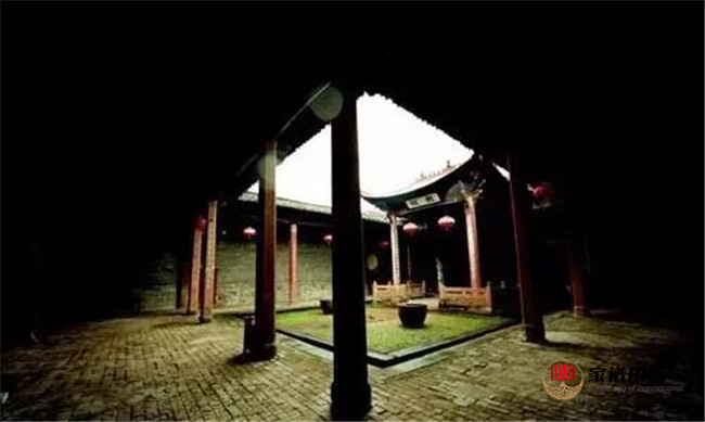 梁氏祠堂
