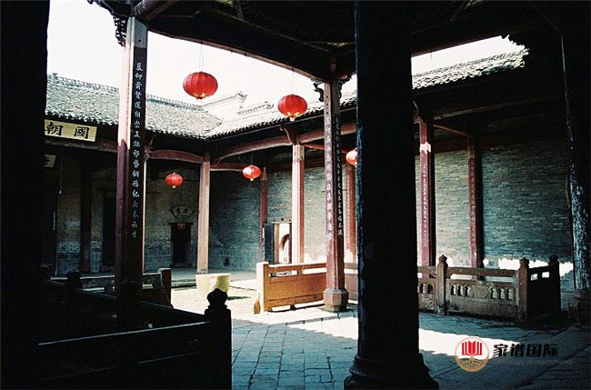 梁氏祠堂