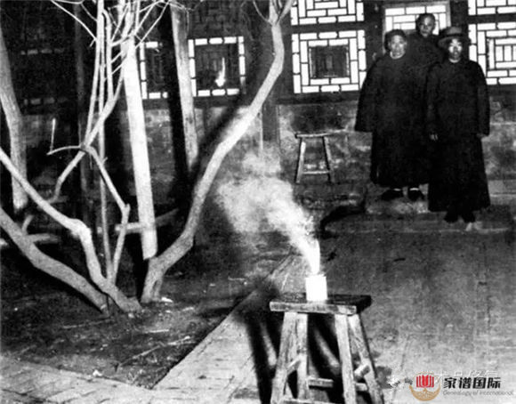 老照片|看百年前的人們?cè)趺催^(guò)年
